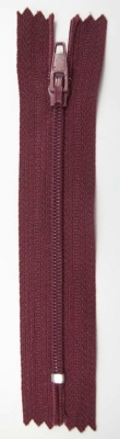 Spiral zipper No.0 a/l 10cm cranberry TA021 Detail