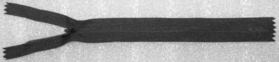 Spiral zipper invisible concealed, standard woven tape, drop puller, black