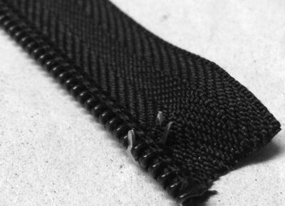 Alu-Anfangsteil für 6 mm Kettenbreite durch Spiralreißverschluss gesteckt