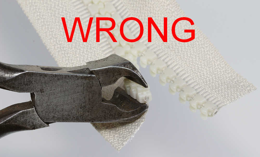 Instructions for fixing Xshaped bottom stops to zip fasteners Saxotex Verschlusstechnik GmbH